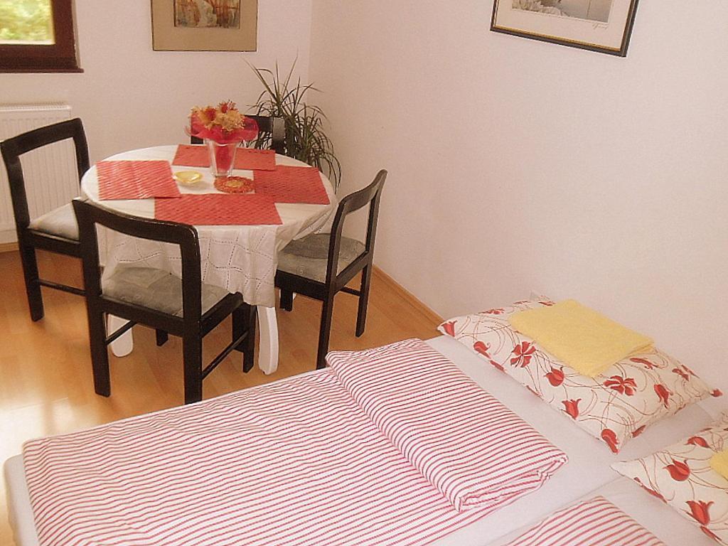 Apartments Kestenovi Dvori Опатия Экстерьер фото