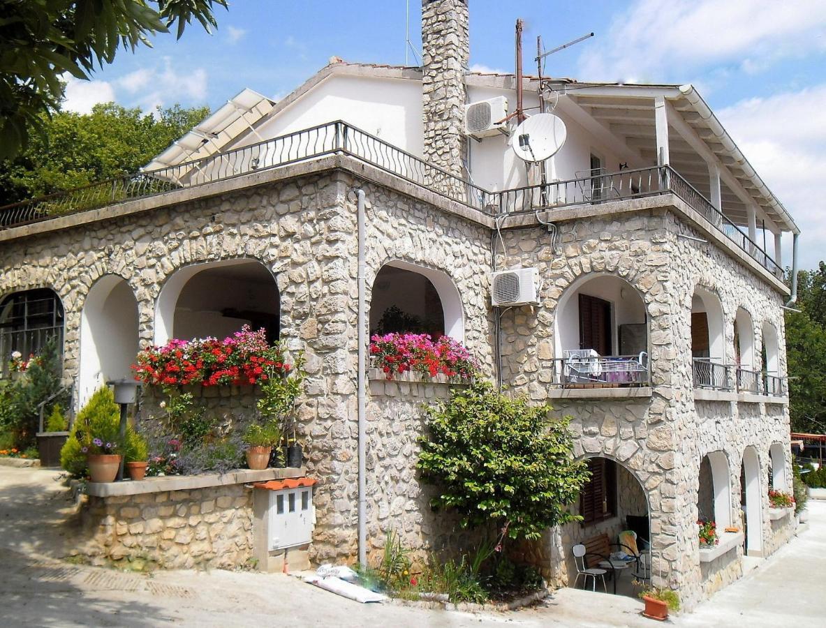 Apartments Kestenovi Dvori Опатия Экстерьер фото